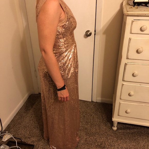 Rose gold floor length gown - Picture 3 of 3